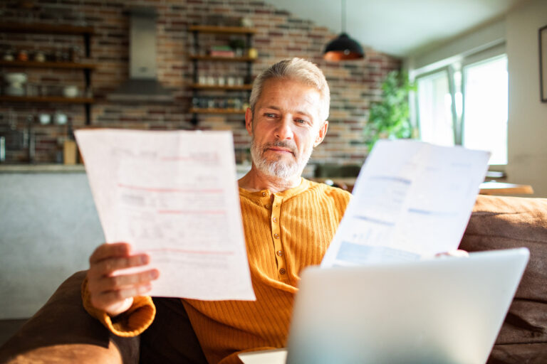 AdobeStock_1827164351-Mobile
